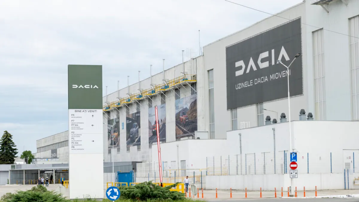 Dacia investește 11 milioane € în energia solară la Mioveni