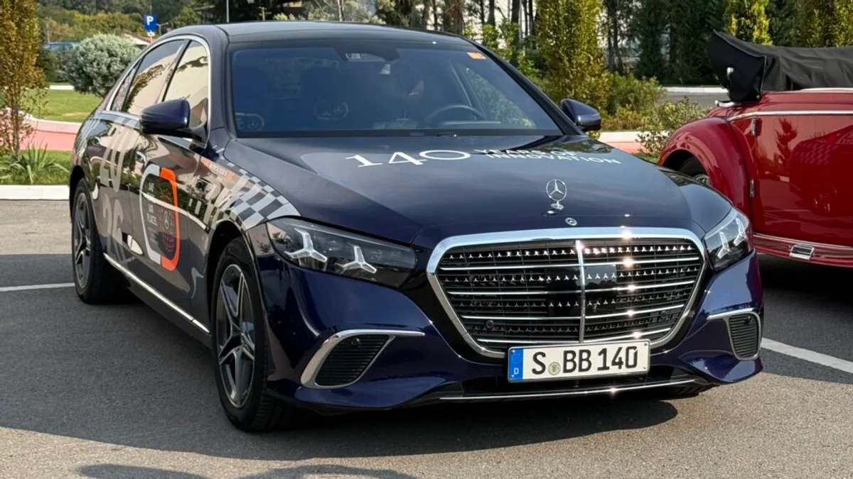 Caravana Mercedes-Benz: Aniversare de 140 de ani în România