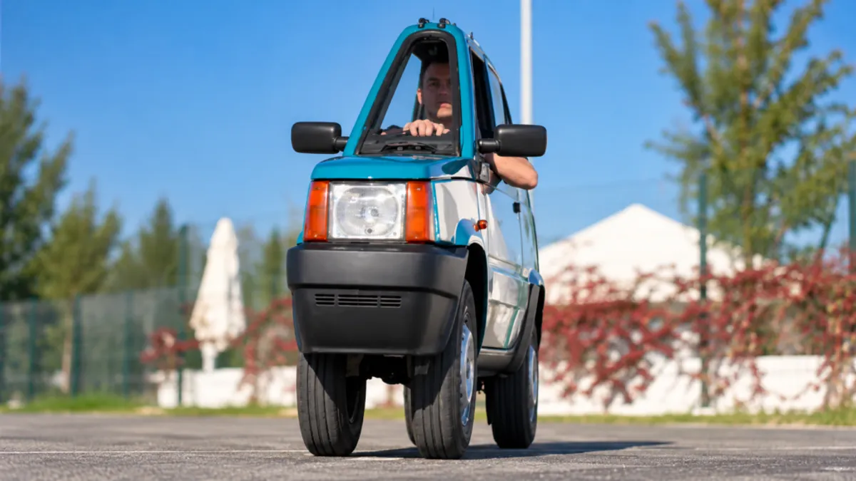 FIAT Panda din dezmembrări intră în Cartea Recordurilor