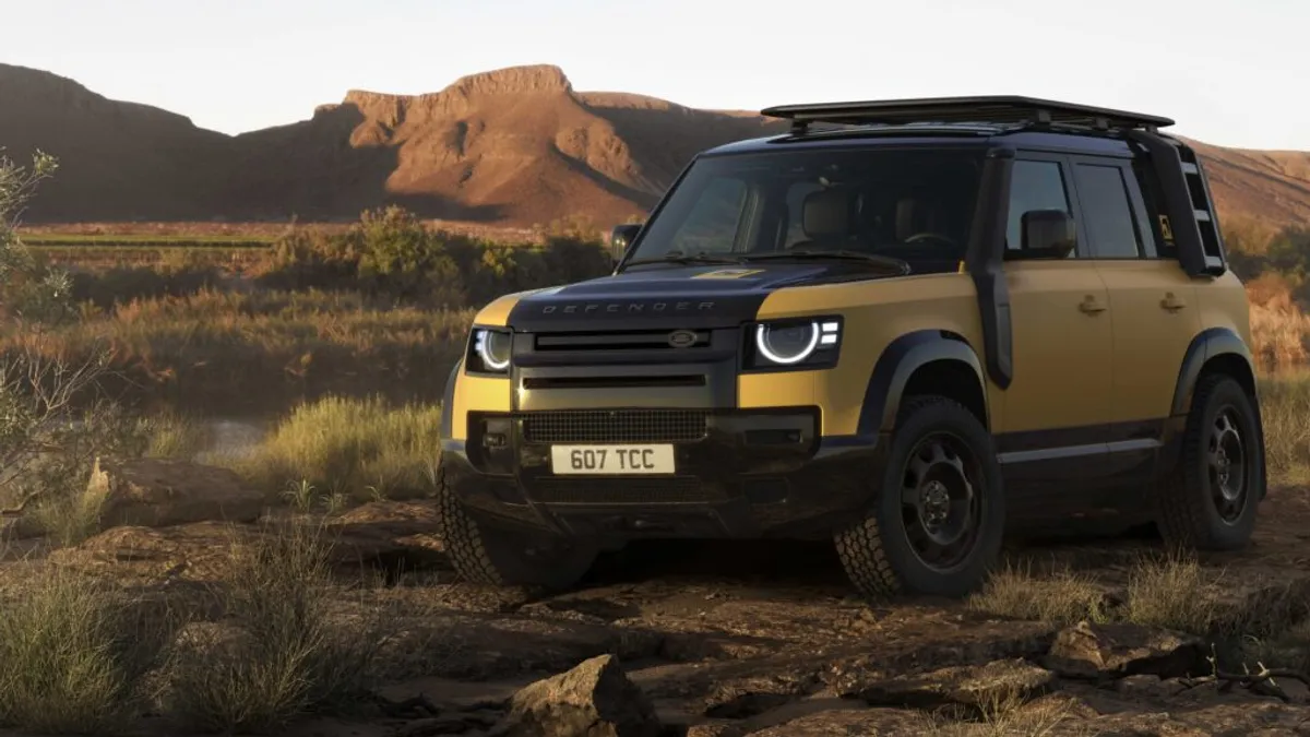Rechemarea Land Rover Defender PHEV: Risc de incendiu la baterie