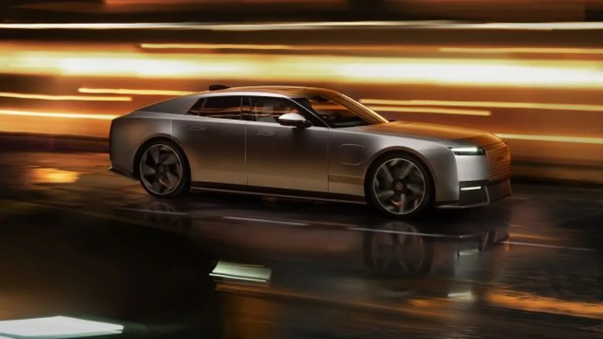 Jaguar Type 01: GT-ul electric de 1.030 CP și autonomie de 720 km