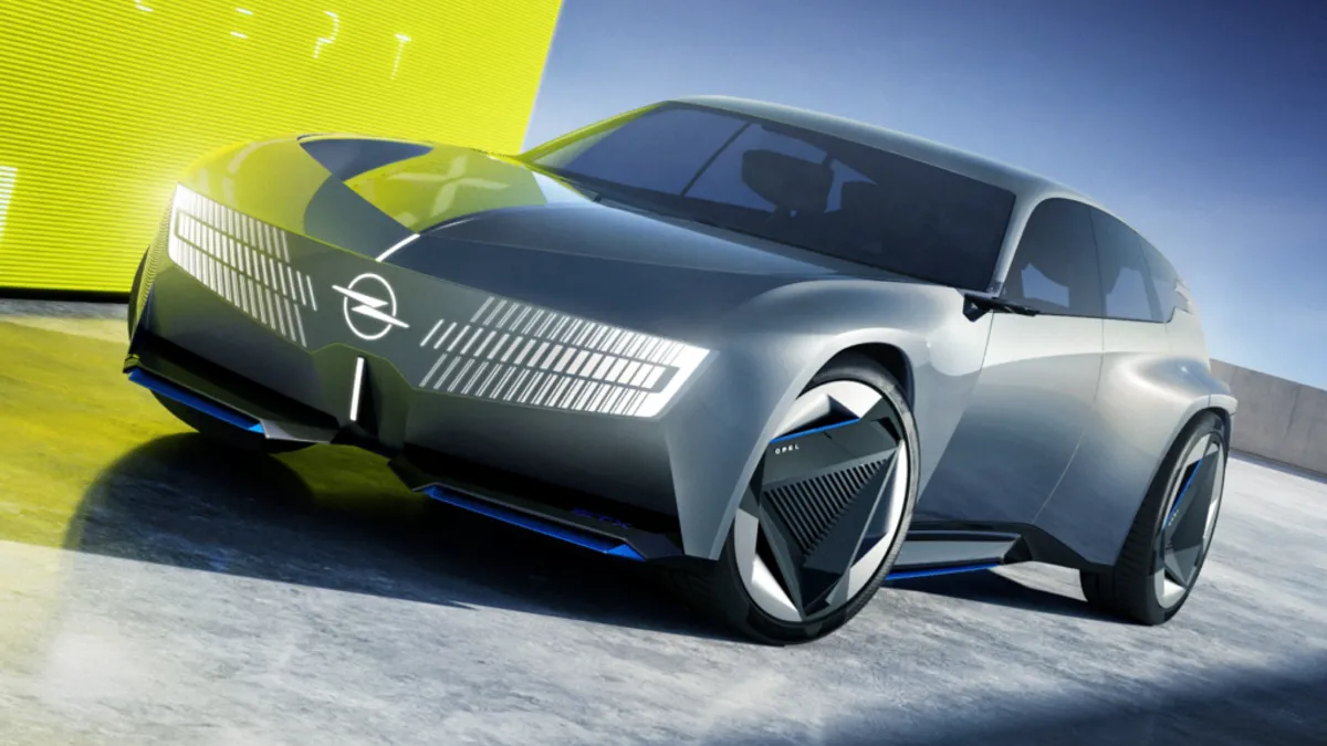 Opel Astra STX Concept: Viitorul strălucit al break-urilor